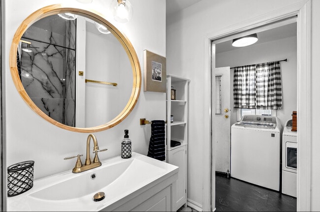 Building Photo - 9101 La Salle Ave