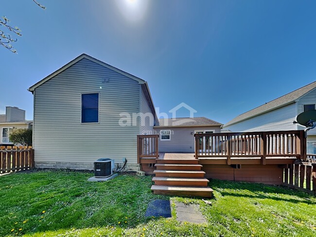 Building Photo - 8210 Mariposa St