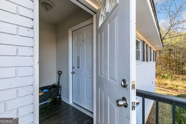 Building Photo - 7 Roper Dr