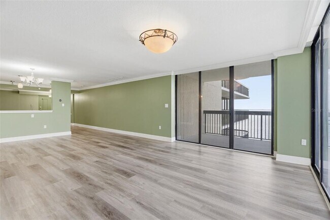 Building Photo - 2413 Bayshore Blvd