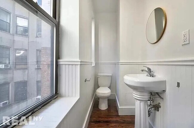 Building Photo - 198 Rivington Street