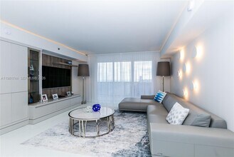 Building Photo - 1830 S Ocean Dr