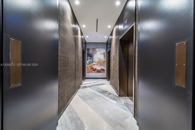 Building Photo - 45 SW 9th St