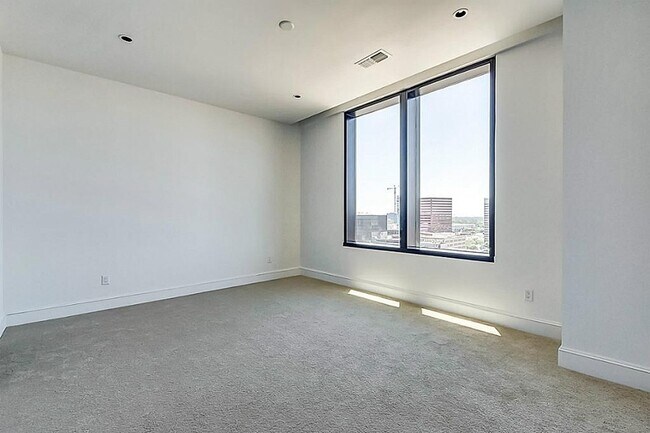 Building Photo - 1409 Post Oak Blvd