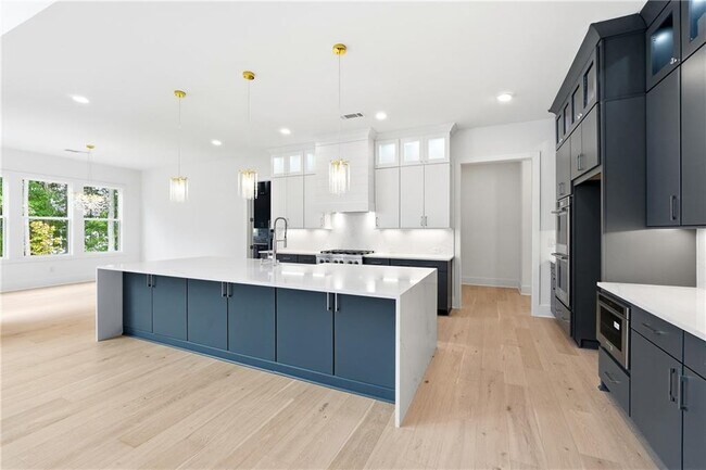 Building Photo - 7370 Cornflower Ct