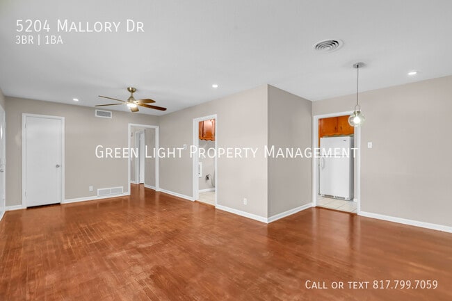 Building Photo - 5204 Mallory Dr