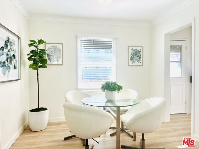 Building Photo - 1843 Normandie Ave