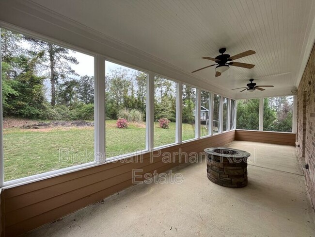 Building Photo - 7073 Spring Walk Dr