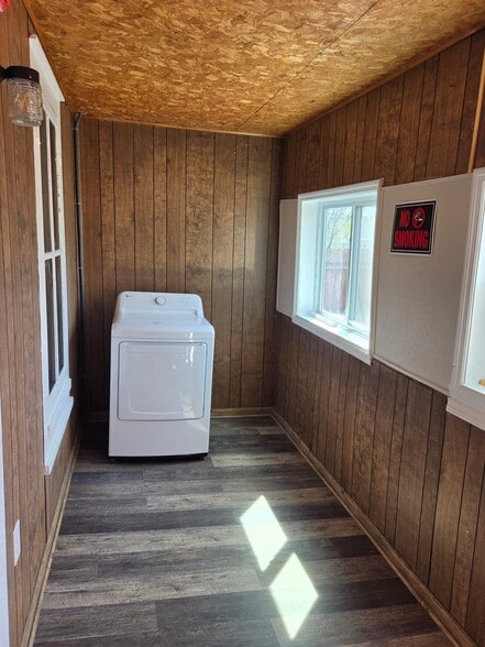 Building Photo - 58 Rensselaer Ave