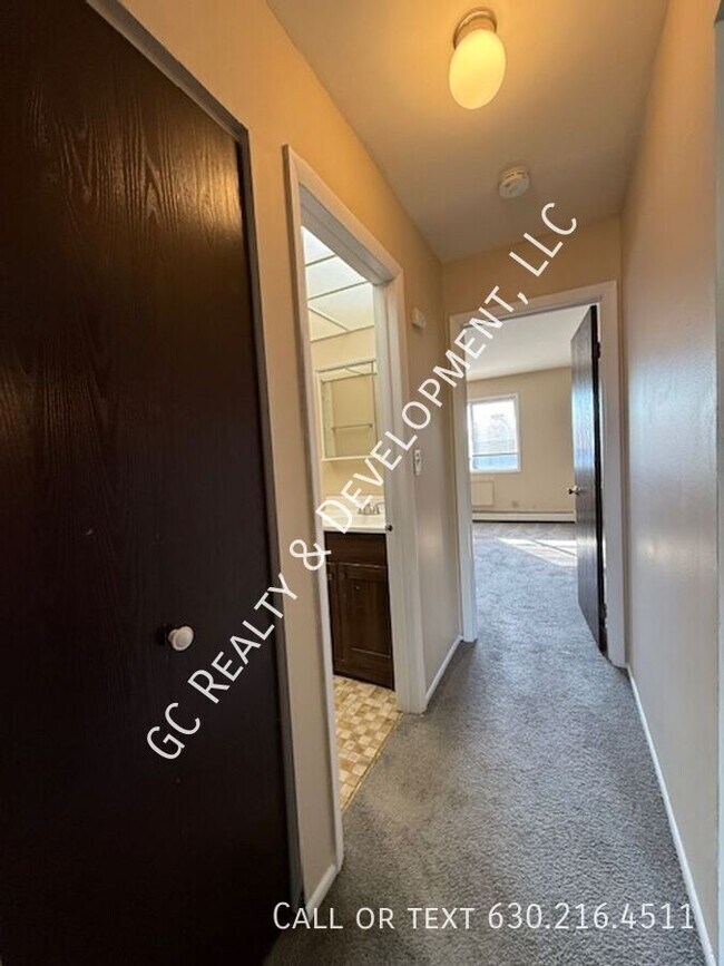 Building Photo - 3456 Salem Walk