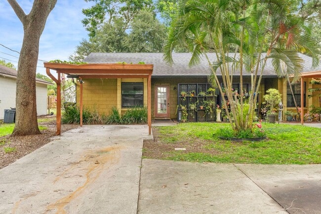 Building Photo - Beautiful Newly Renovated 2 Bedroom 2 Bath...