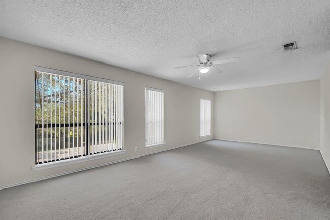 Building Photo - 11512 Tin Cup Dr