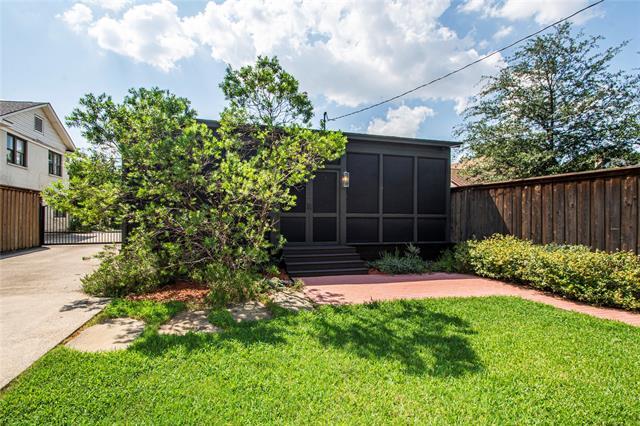 Building Photo - 1134 N Clinton Ave