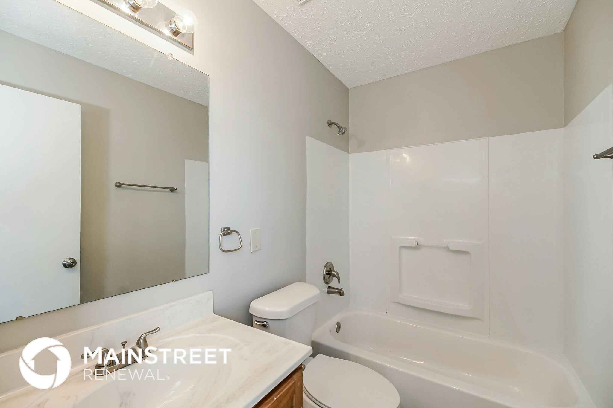 Building Photo - 2284 Brookbank Dr