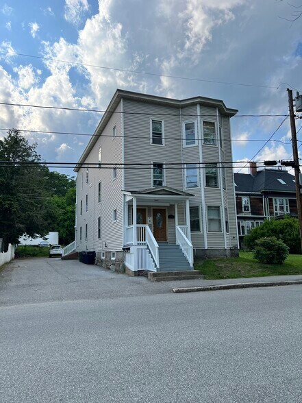 Building - 94 Graham St