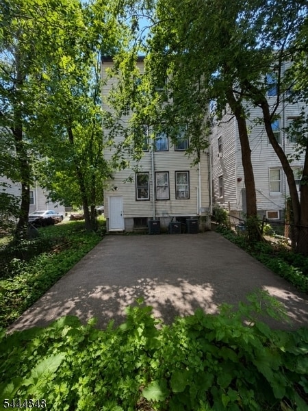Building Photo - 217 N 15th St