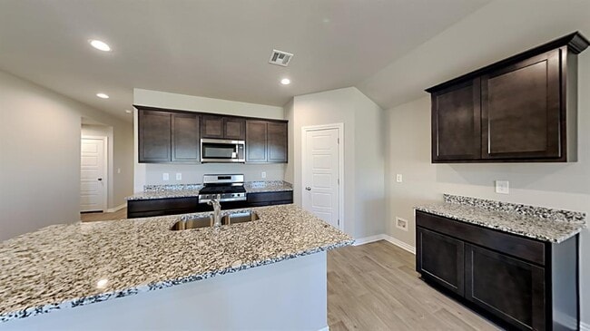 Building Photo - 4200 Colt Dr