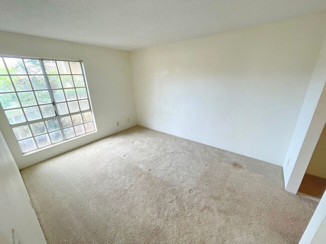 Building Photo - Ground Floor Kihei Villages Unit - Fenced ...