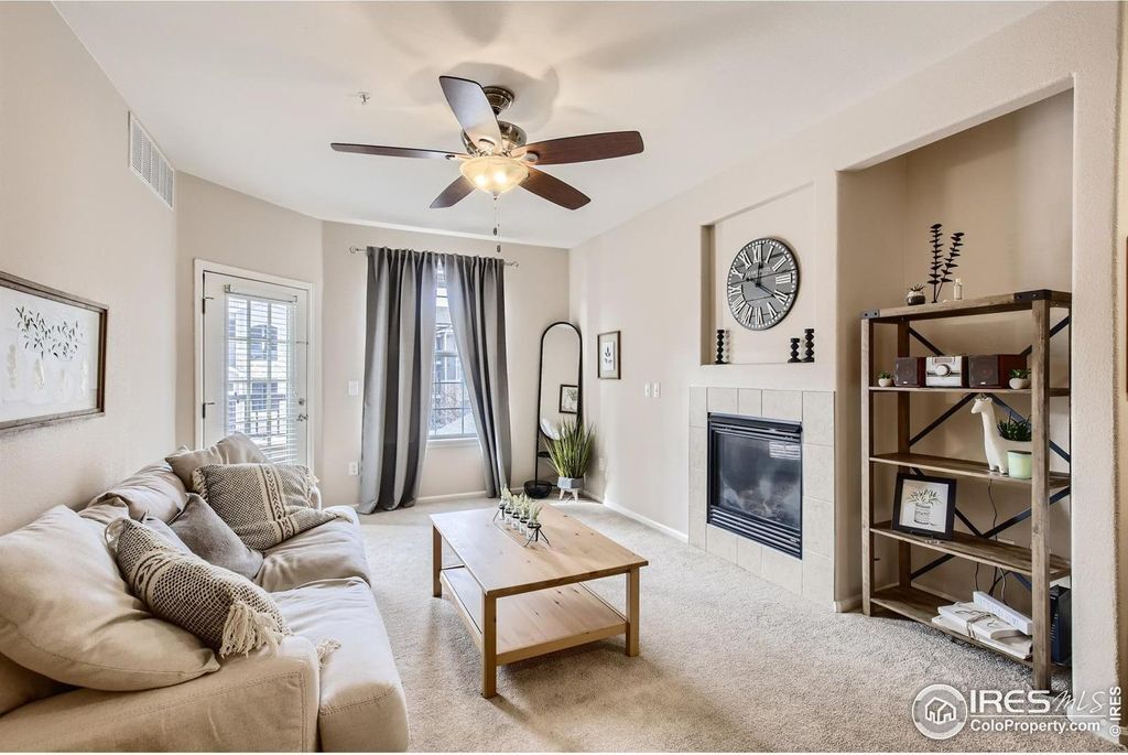 Building Photo - 3035 Blue Sky Cir