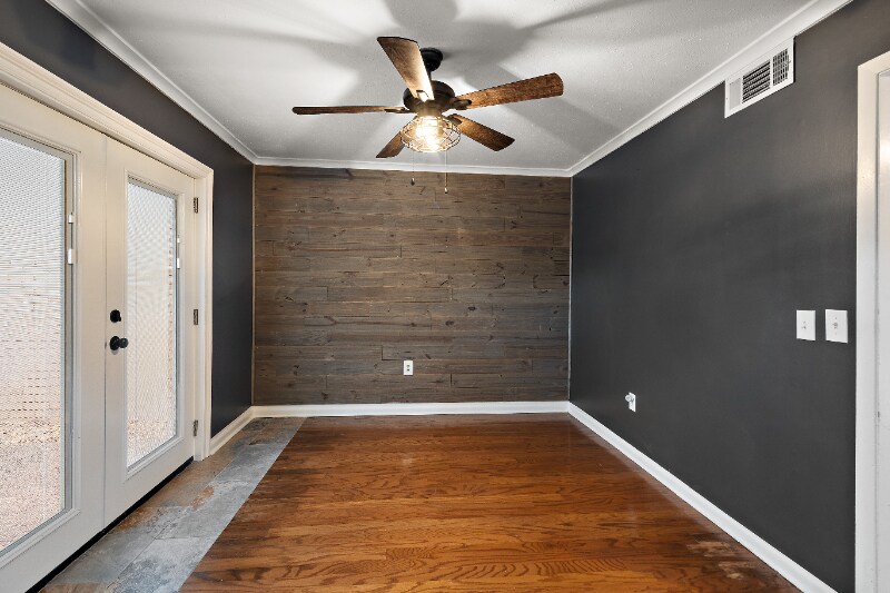 Building Photo - 27 Park Crest Pl