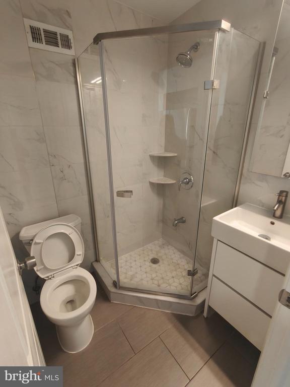 Building Photo - 1113 Wallace St