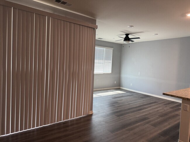 Building Photo - 16502 Casa Grande Ave