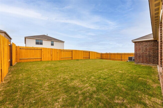 Building Photo - 3109 Killam Rd