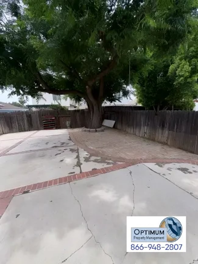 Building Photo - Beautiful Moreno Valley Rental with Sunroom, Fireplace & Spacious Backyard