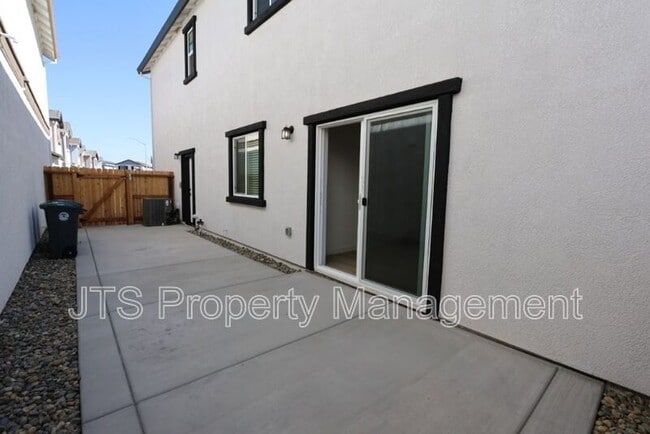 Building Photo - 4266 Aura Way