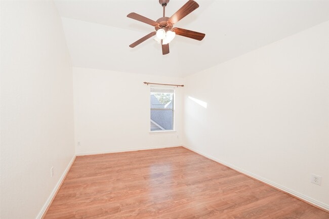 Building Photo - 4426 Greenwood Trace Ln