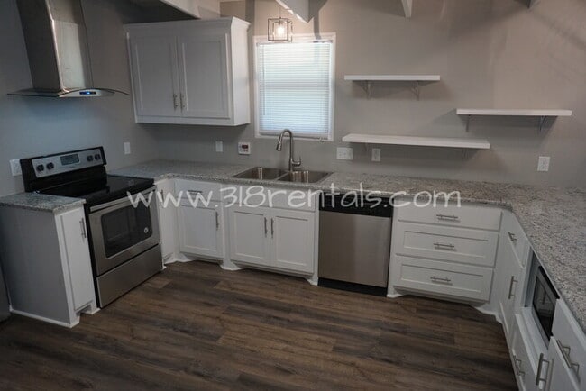 Building Photo - 948 Captain Shreve Dr