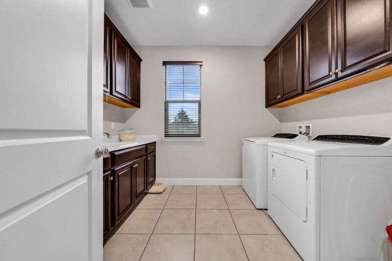 Building Photo - 33 Irby Ranch Dr