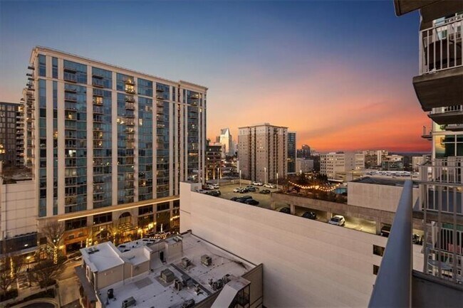 Building Photo - 250 Pharr Rd NE