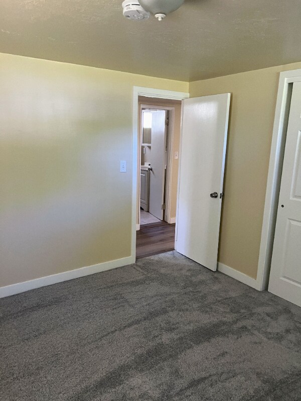 Building Photo - 1876 S Roberta St