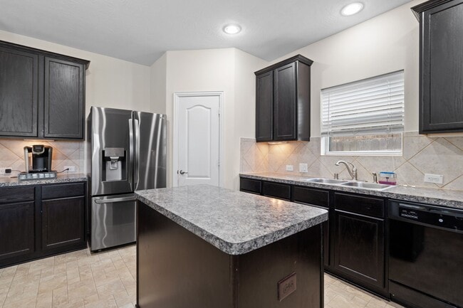 Building Photo - 4218 Audrey Manor Ln