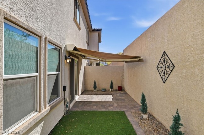 Building Photo - 305 Quail Dove Ave