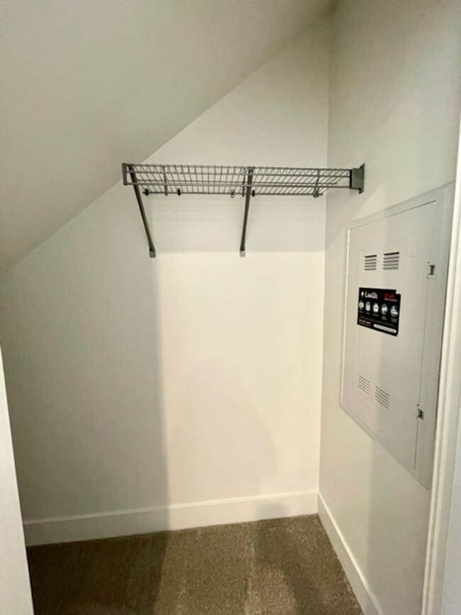 Building Photo - 3070 NE Terreo Pl