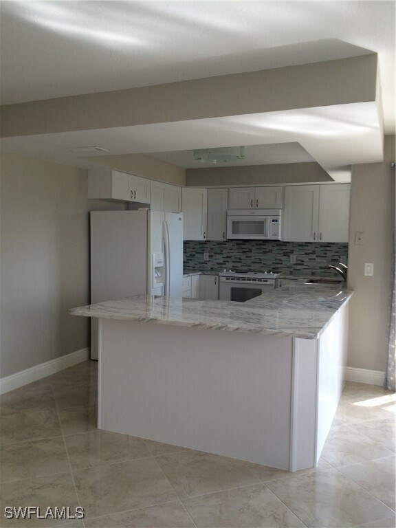 Building Photo - 3655 Boca Ciega Dr