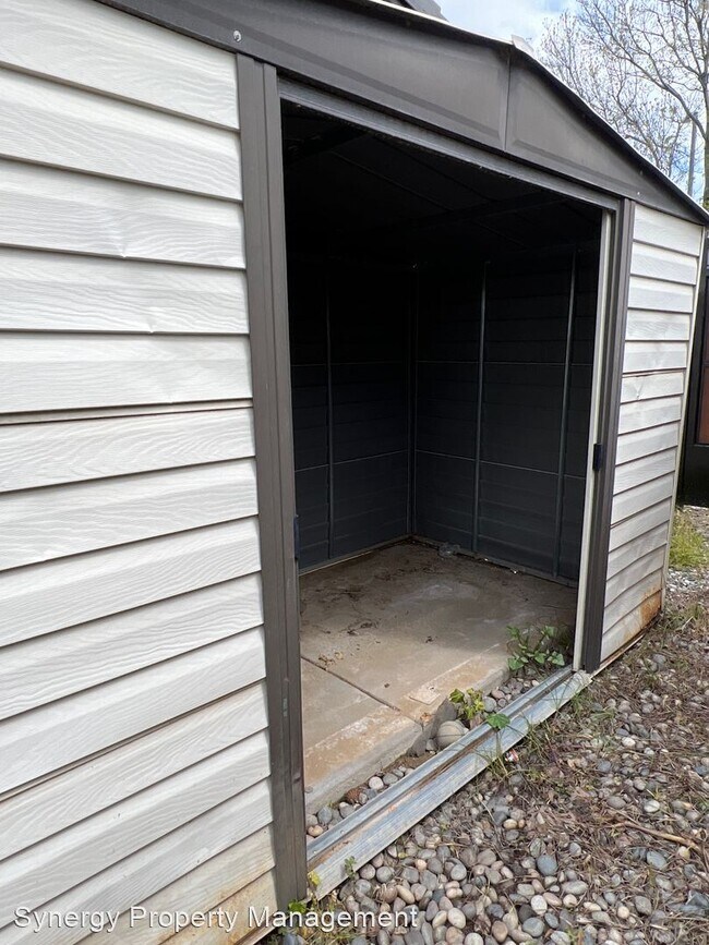 Building Photo - 3 br, 2 bath House - 6014 Sarona St