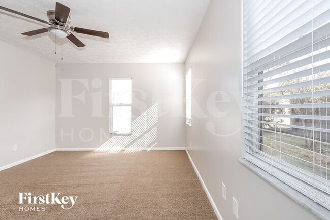 Building Photo - 1158 Southwest Hunnicut Avenue