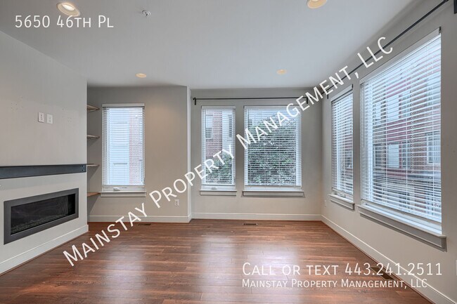 Building Photo - 5650 46th Pl