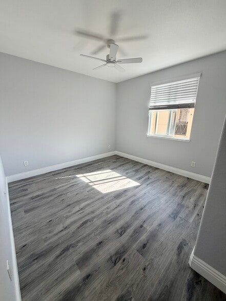 3rd bedroom - 4942 Haight Trl