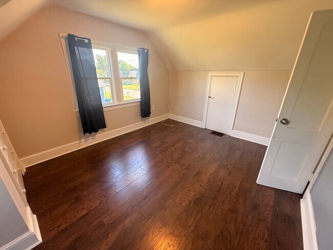 Building Photo - Christiansburg, 3 BR / 1.5 BA, Available for rent