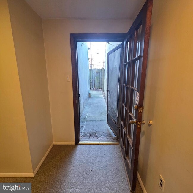 Building Photo - 740 E Passyunk Ave