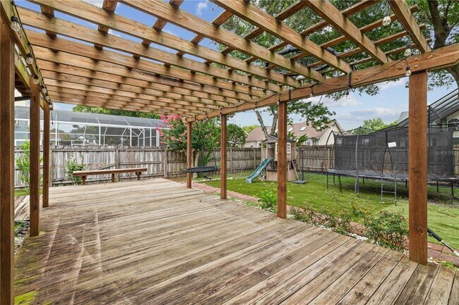 Building Photo - 308 Silver Pine Dr