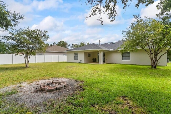 Building Photo - 64 Radcliffe Dr