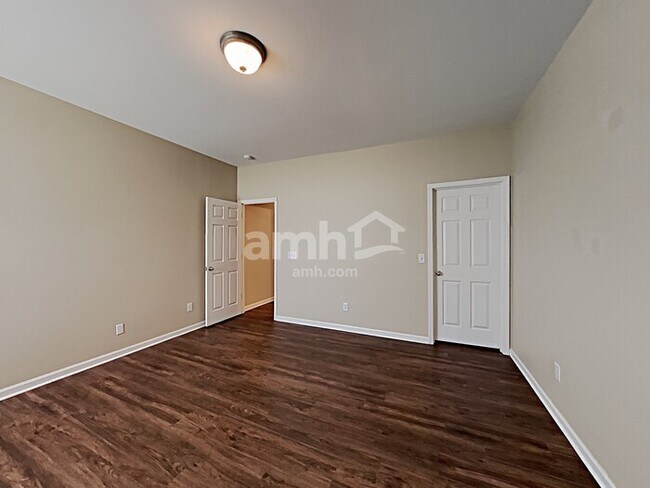 Building Photo - 1442 Bridgecross Pkwy