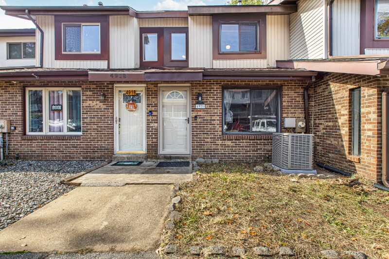 Building Photo - 4920 S Tupelo Turn