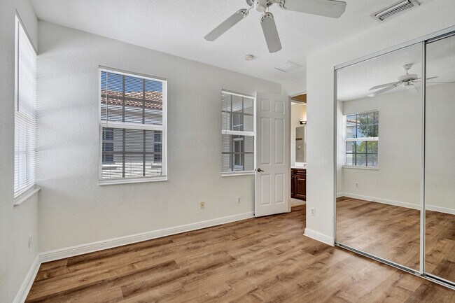 Building Photo - 8308 NW 9th Ave