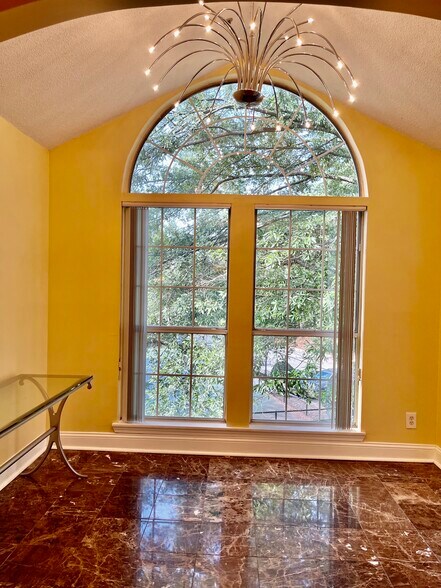 Building Photo - 247 Cobblestone Trl